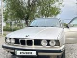 BMW 520 1993 года за 1 300 000 тг. в Талдыкорган – фото 2