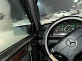 Mercedes-Benz E 220 1994 годаүшін999 999 тг. в Караганда