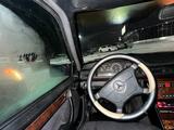 Mercedes-Benz E 220 1994 годаүшін999 999 тг. в Караганда – фото 3
