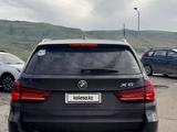 BMW X5 2016 года за 10 000 000 тг. в Атырау – фото 2