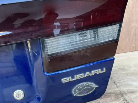 Крышка багажника Subaru Legacy за 70 000 тг. в Алматы – фото 9