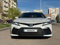 Toyota Camry 2022 годаүшін14 500 000 тг. в Астана – фото 3