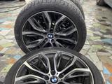 Диски на BMW R20 375 стиль за 255 000 тг. в Шымкент – фото 4