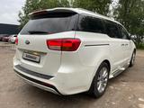 Kia Carnival 2016 года за 9 300 000 тг. в Алматы – фото 3