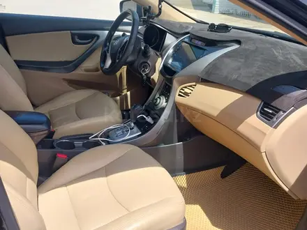 Hyundai Elantra 2011 года за 5 200 000 тг. в Актау – фото 3