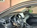 Toyota Camry 2020 года за 10 700 000 тг. в Атырау – фото 6