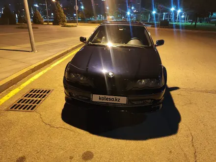 BMW 330 2000 года за 7 000 000 тг. в Алматы – фото 9