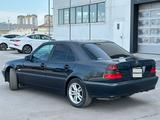 Mercedes-Benz C 200 1998 годаүшін5 520 000 тг. в Караганда – фото 3