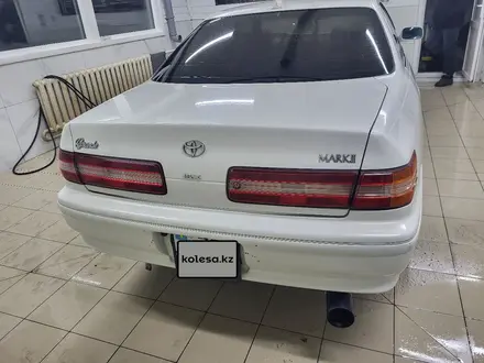 Toyota Mark II 1997 года за 2 400 000 тг. в Петропавловск – фото 4