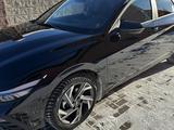 Hyundai Elantra 2024 года за 10 500 000 тг. в Астана – фото 2