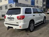 Toyota Sequoia 2010 года за 22 850 000 тг. в Астана – фото 2