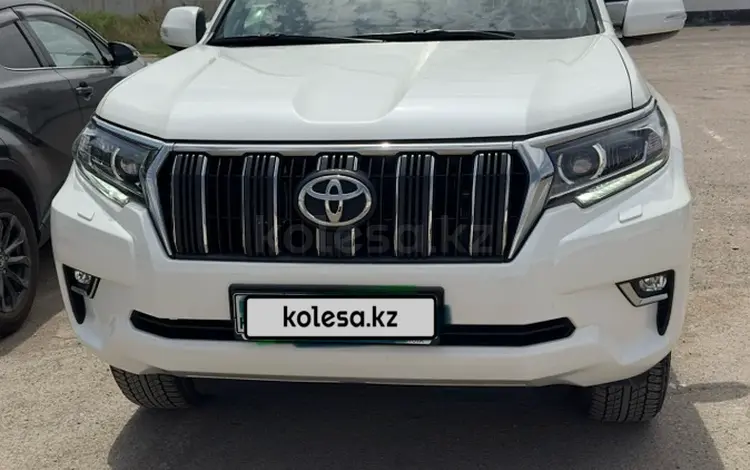 Toyota Land Cruiser Prado 2018 года за 22 400 000 тг. в Алматы