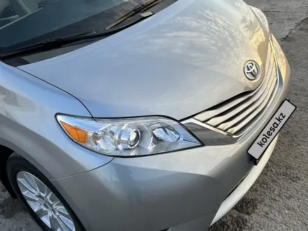 Toyota Sienna 2015 года за 14 500 000 тг. в Актау – фото 13