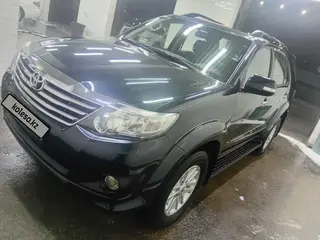 Toyota Fortuner, 2015