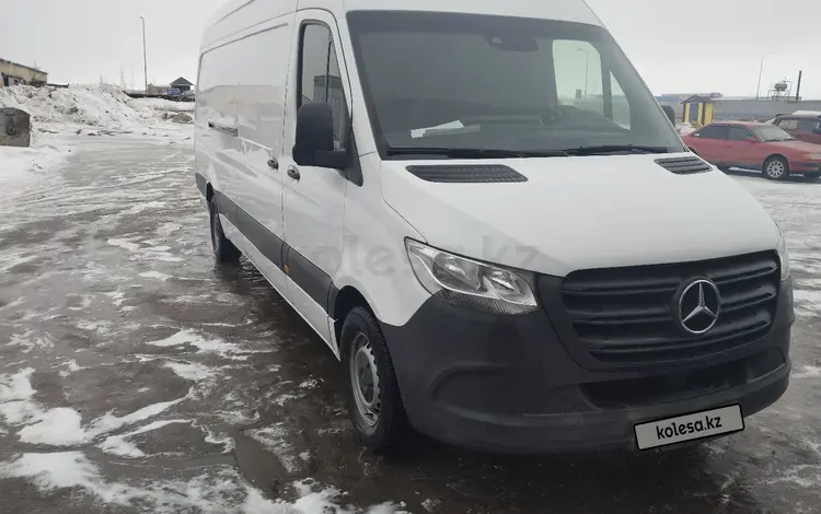 Mercedes-Benz Sprinter 2019 года за 16 000 000 тг. в Астана