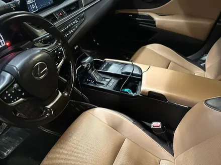 Lexus ES 250 2019 года за 20 000 000 тг. в Астана – фото 7