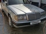 Mercedes-Benz E 230 1992 года за 1 400 000 тг. в Шымкент