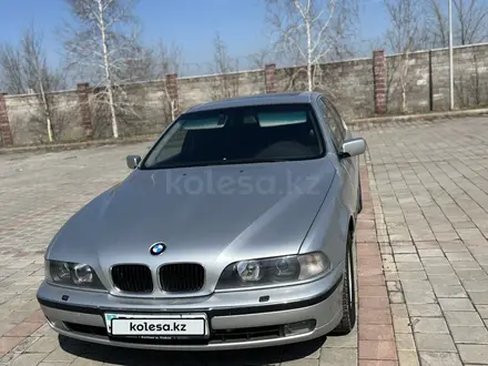 BMW 528 1997 года за 3 950 000 тг. в Алматы