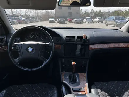 BMW 528 1997 года за 3 950 000 тг. в Алматы – фото 8