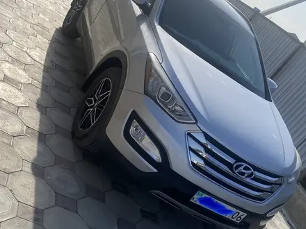 Hyundai Santa Fe 2014 года за 11 000 000 тг. в Атырау – фото 4