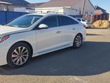 Hyundai Sonata 2017 года за 5 000 000 тг. в Атырау – фото 2