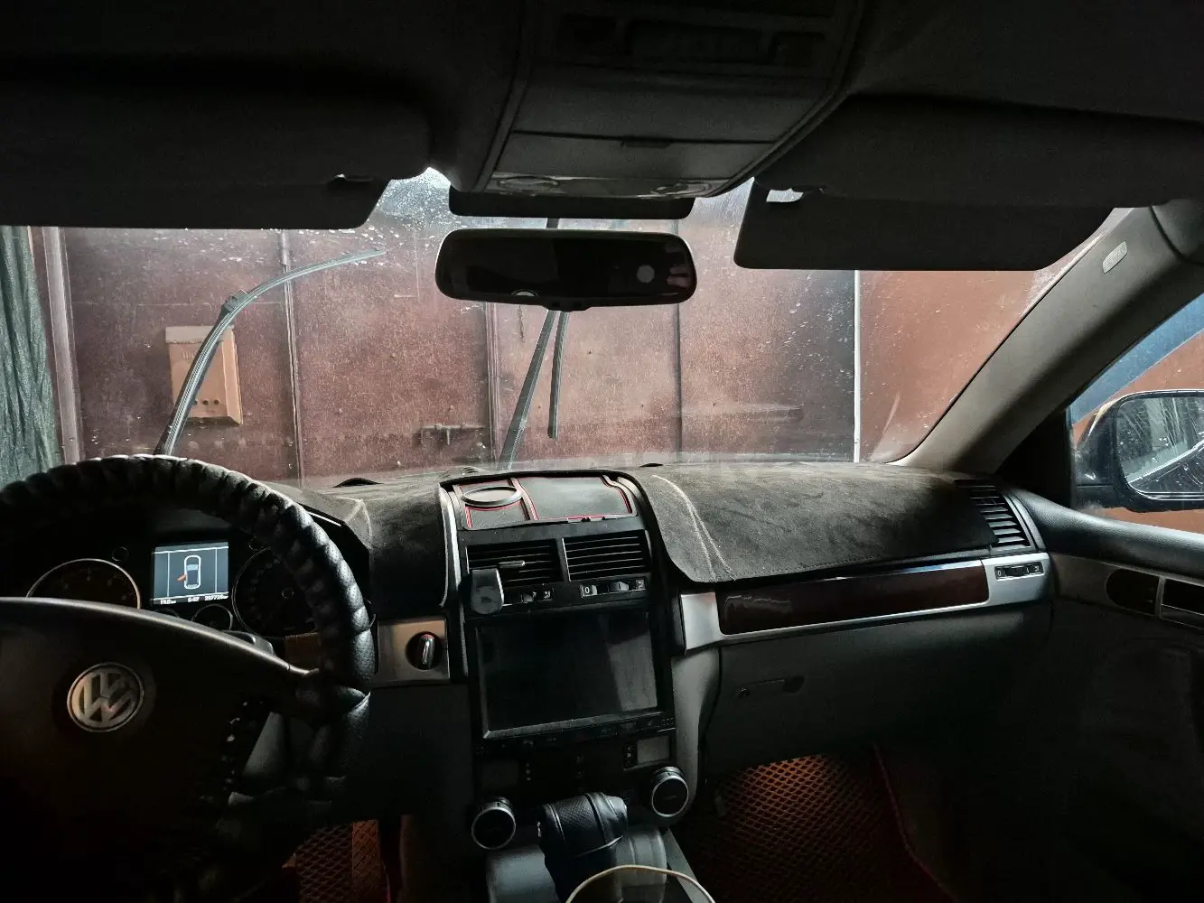 Volkswagen Touareg, 2004