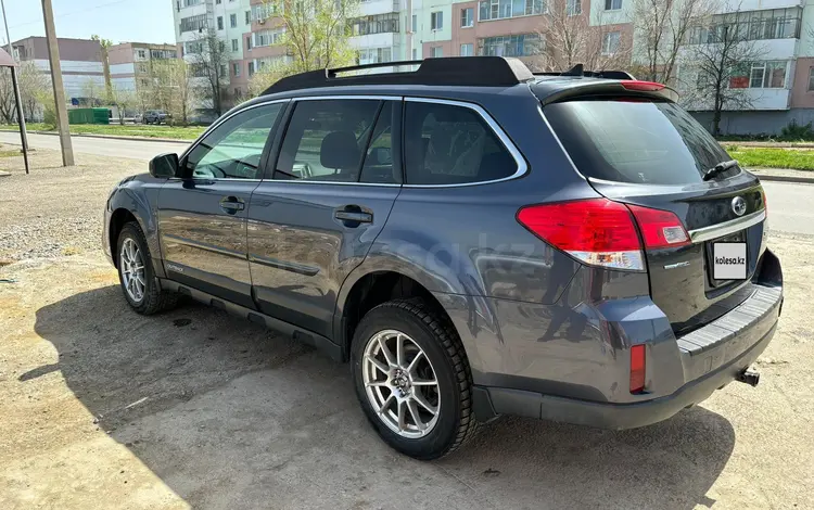 Subaru Outback 2014 годаfor4 400 000 тг. в Актобе