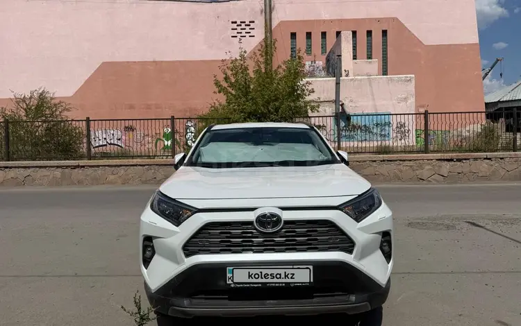 Toyota RAV4 2025 годаүшін18 700 000 тг. в Караганда
