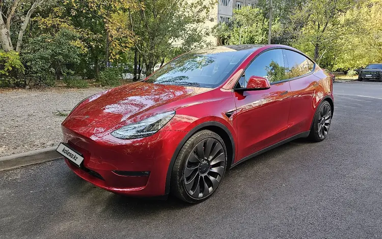 Tesla Model Y 2020 года за 22 000 000 тг. в Алматы
