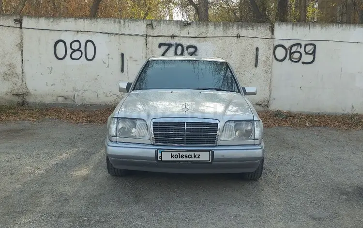 Mercedes-Benz E 220 1995 года за 3 500 000 тг. в Тараз