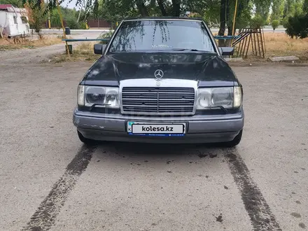 Mercedes-Benz E 200 1992 года за 1 650 000 тг. в Шымкент