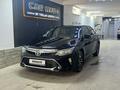 Toyota Camry 2018 годаүшін11 500 000 тг. в Актобе – фото 2