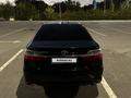 Toyota Camry 2018 годаүшін11 500 000 тг. в Актобе – фото 9