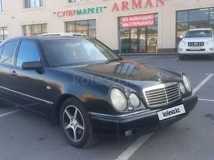 Mercedes-Benz E 280 1997 года за 2 500 000 тг. в Шымкент