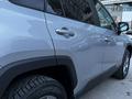 Toyota RAV4 2022 года за 15 000 000 тг. в Актау – фото 3