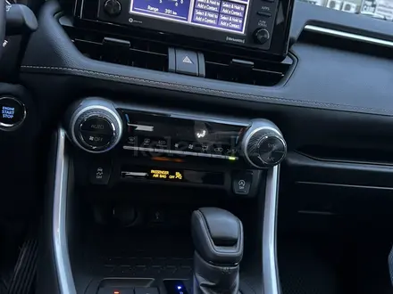 Toyota RAV4 2022 года за 15 000 000 тг. в Актау – фото 8