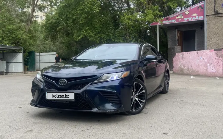 Toyota Camry 2019 года за 11 000 000 тг. в Караганда
