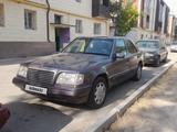 Mercedes-Benz E 220 1994 года за 1 600 000 тг. в Тараз – фото 2