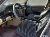 Mercedes-Benz E 220 1994 года за 1 600 000 тг. в Тараз – фото 4
