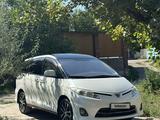 Toyota Previa 2007 годаfor10 400 000 тг. в Алматы