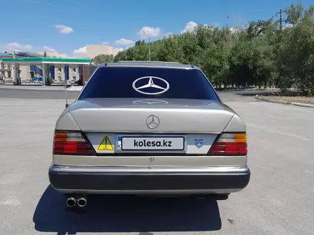 Mercedes-Benz E 230 1991 года за 1 400 000 тг. в Кызылорда – фото 4