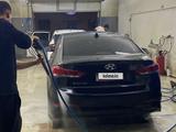 Hyundai Elantra 2018 года за 5 800 000 тг. в Атырау – фото 5