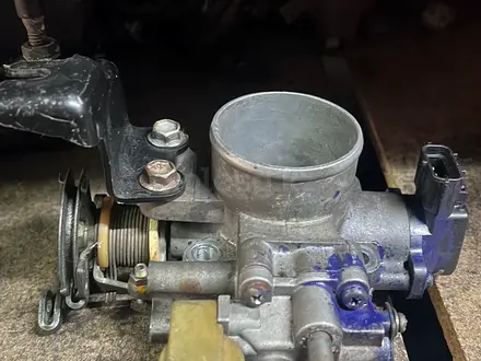 Привозная дроссельная заслонка на TOYOTA за 2 000 тг. в Алматы