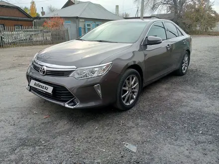 Toyota Camry 2015 года за 11 000 000 тг. в Семей – фото 6