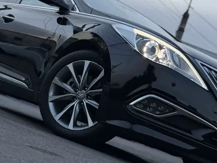 Hyundai Grandeur 2015 года за 8 600 000 тг. в Алматы – фото 12