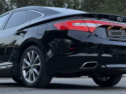 Hyundai Grandeur 2015 года за 8 600 000 тг. в Алматы – фото 17
