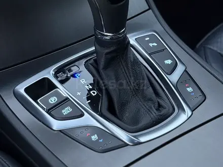 Hyundai Grandeur 2015 года за 8 600 000 тг. в Алматы – фото 26