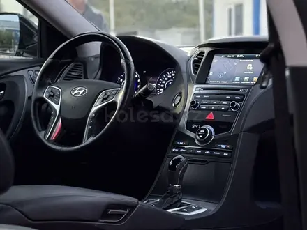 Hyundai Grandeur 2015 года за 8 600 000 тг. в Алматы – фото 31