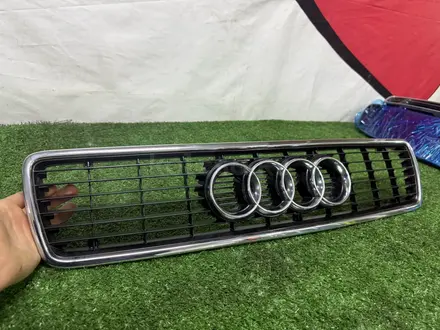 Решетка радиатора Audi B4 80 за 15 000 тг. в Талдыкорган – фото 3