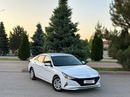 Hyundai Elantra 2022 года за 7 500 000 тг. в Алматы – фото 2